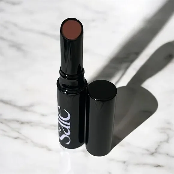 Saie Lip Blur Matte Lipstick Nouveau Blurring Effect 2.5g - Picture 14 of 16